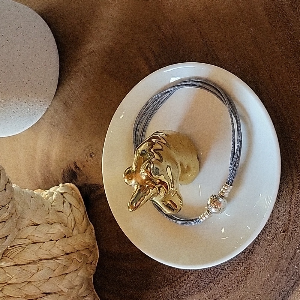 Pandora gray moments bracelet Size 7.9in